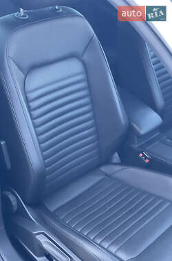 Седан Volkswagen Passat 2017 в 