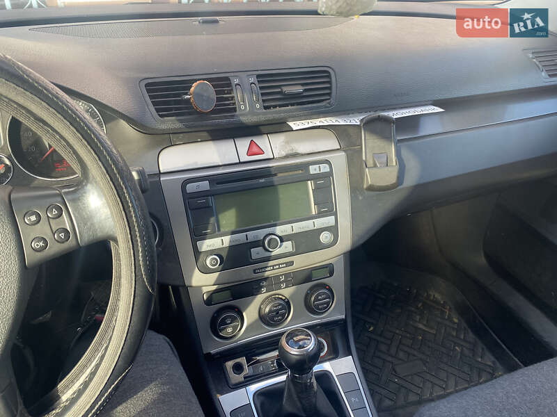 Универсал Volkswagen Passat 2007 в Коростене