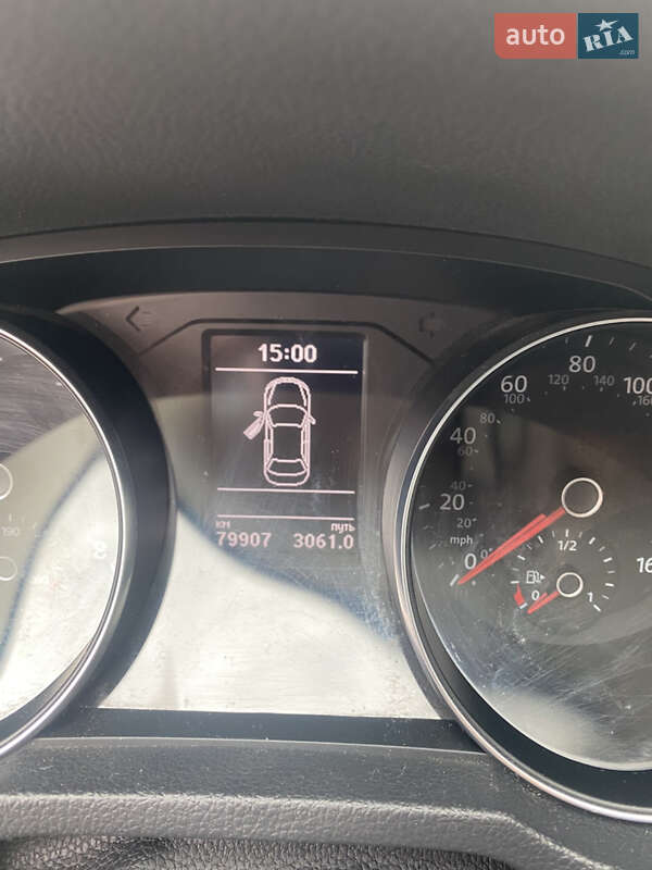 Седан Volkswagen Passat 2017 в 