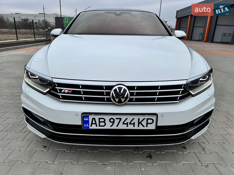 Седан Volkswagen Passat 2016 в Вінниці