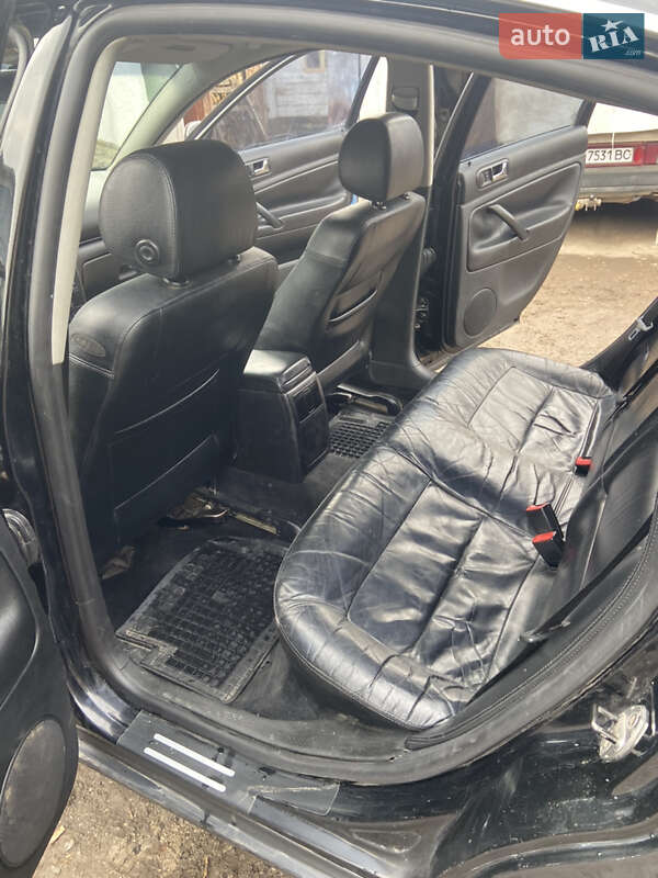 Седан Volkswagen Passat 2003 в Яворове