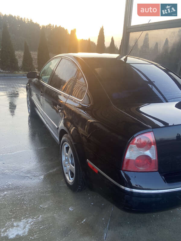 Седан Volkswagen Passat 2003 в Яворове
