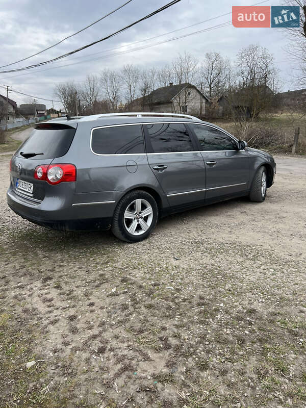 Універсал Volkswagen Passat 2008 в Чернівцях