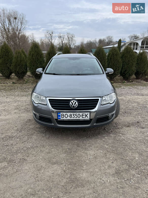 Універсал Volkswagen Passat 2008 в Чернівцях