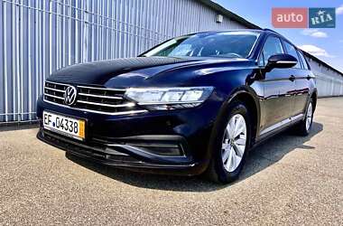 Универсал Volkswagen Passat 2021 в 