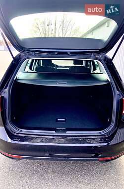 Универсал Volkswagen Passat 2021 в 