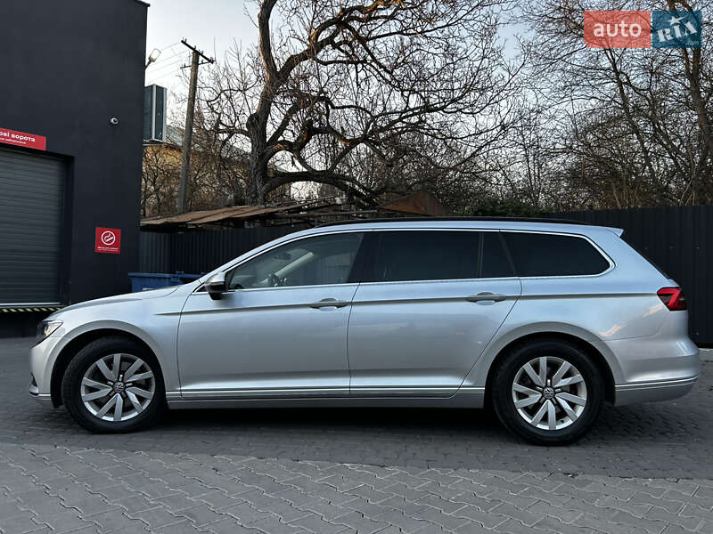 Универсал Volkswagen Passat 2015 в Ужгороде фото 8 Универсал Volkswagen Passat 2015 в Ужгороде