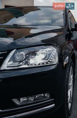 Седан Volkswagen Passat 2012 в 