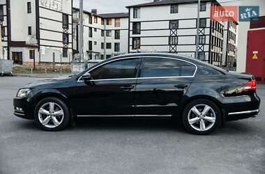 Седан Volkswagen Passat 2012 в 