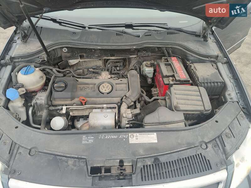 Универсал Volkswagen Passat 2009 в Горохове