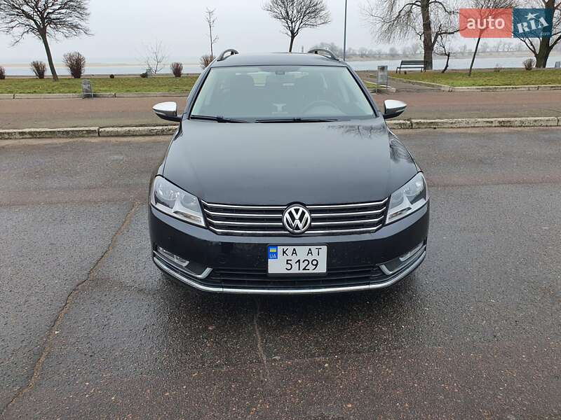 Универсал Volkswagen Passat 2011 в 