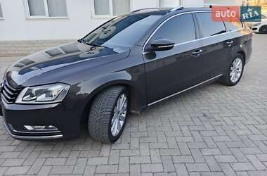 Универсал Volkswagen Passat 2012 в 