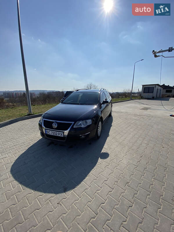 Универсал Volkswagen Passat 2008 в Львове