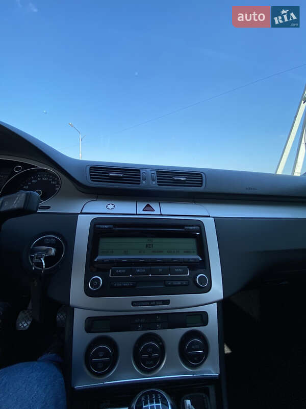 Универсал Volkswagen Passat 2008 в Львове