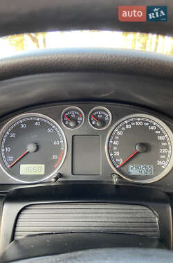 Универсал Volkswagen Passat 2002 в 