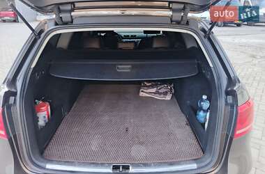 Универсал Volkswagen Passat 2012 в 