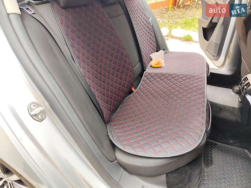 Седан Volkswagen Passat 2011 в Виннице