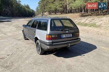 Універсал Volkswagen Passat 1993 в 
