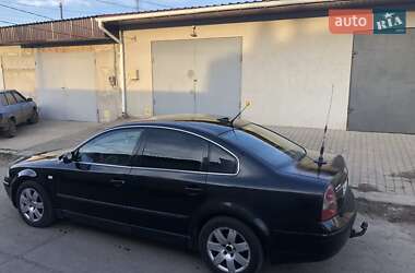 Седан Volkswagen Passat 2003 в 