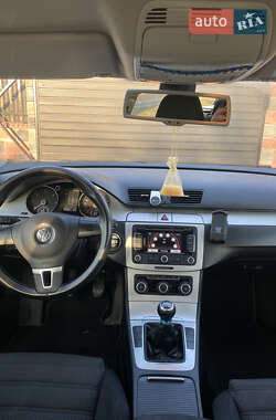 Универсал Volkswagen Passat 2010 в 