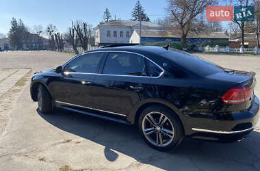 Седан Volkswagen Passat 2012 в 
