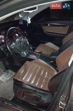 Универсал Volkswagen Passat 2011 в 
