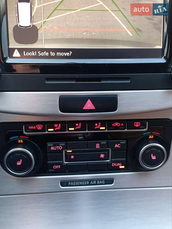 Универсал Volkswagen Passat 2011 в Львове