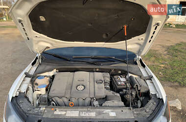 Седан Volkswagen Passat 2013 в 