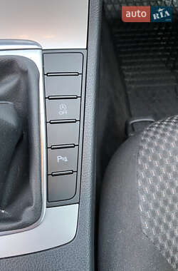 Универсал Volkswagen Passat 2011 в 