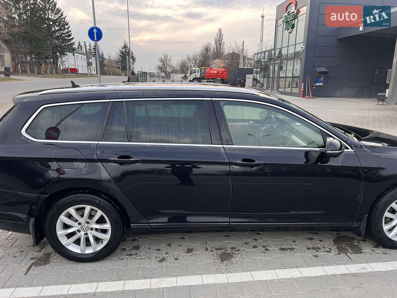 Универсал Volkswagen Passat 2015 в Хмельницком