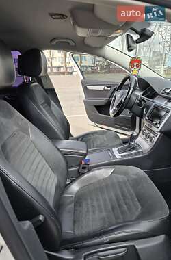 Седан Volkswagen Passat 2014 в 