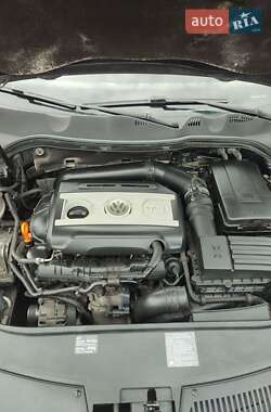 Седан Volkswagen Passat 2008 в 