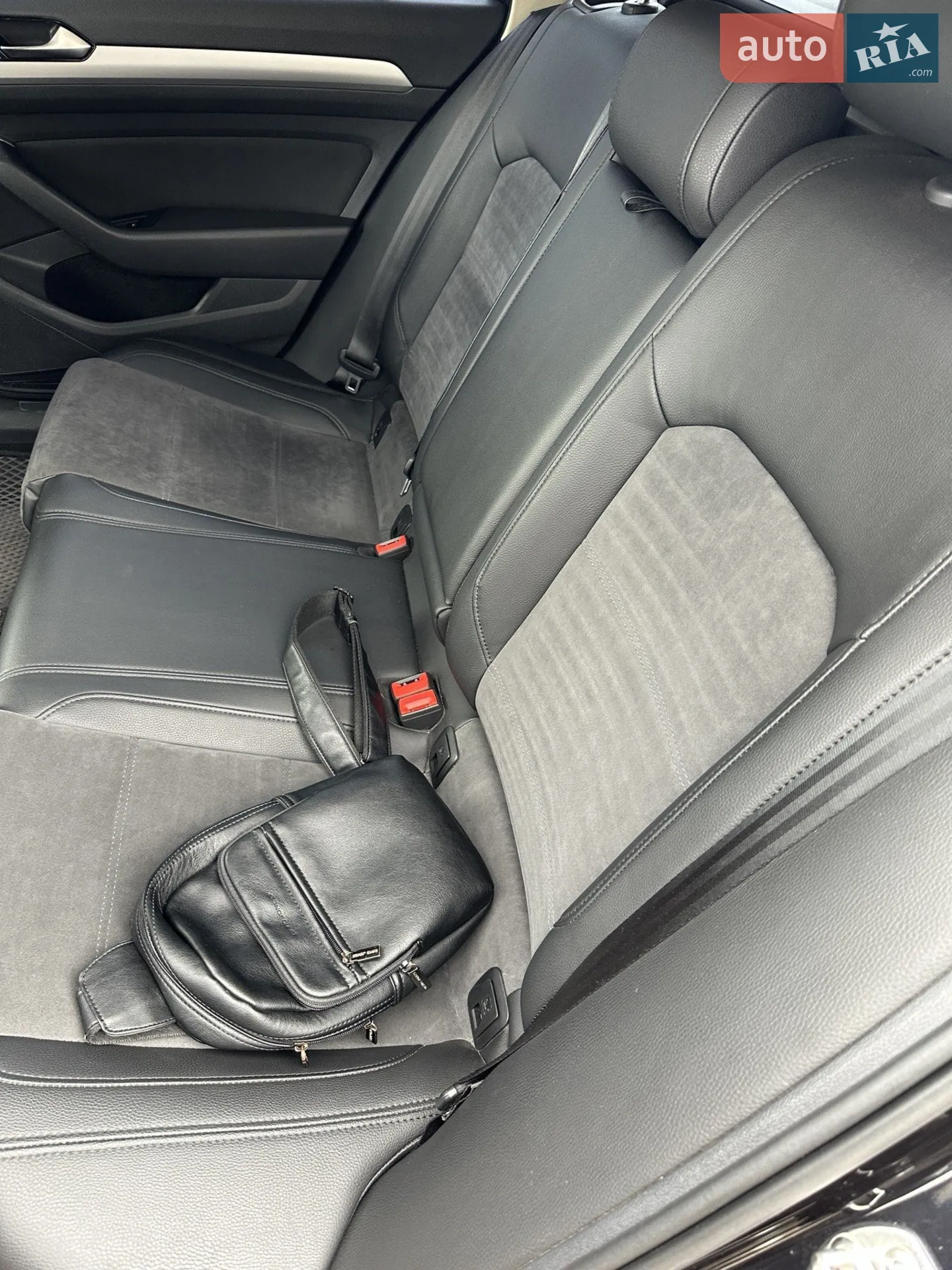 2016 Volkswagen Passat - мініатюра 25