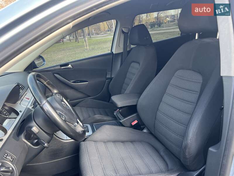 Універсал Volkswagen Passat 2009 в Білій Церкві