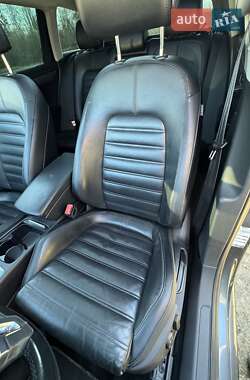 Универсал Volkswagen Passat 2013 в 