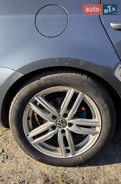 Универсал Volkswagen Passat 2013 в 