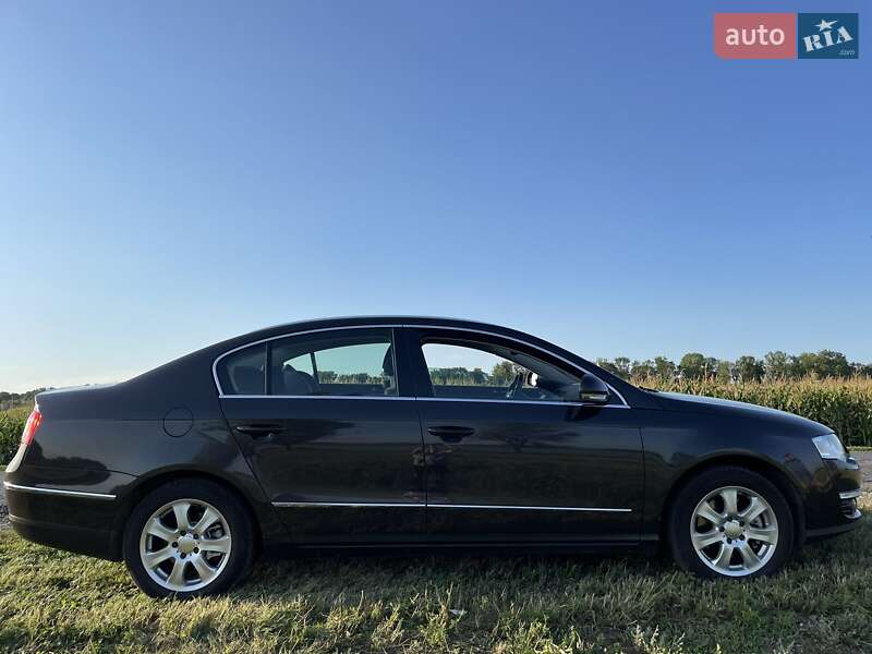 Седан Volkswagen Passat 2009 в Полтаве
