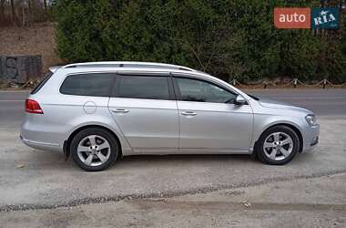 Универсал Volkswagen Passat 2011 в 