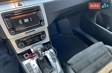 Седан Volkswagen Passat 2010 в 