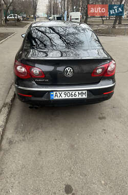 Седан Volkswagen Passat 2010 в 