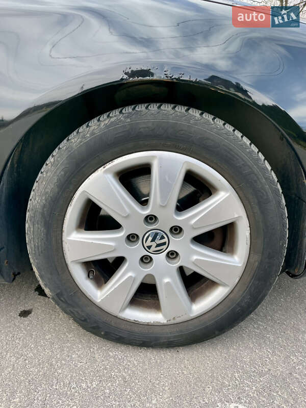 Универсал Volkswagen Passat 2009 в Тернополе
