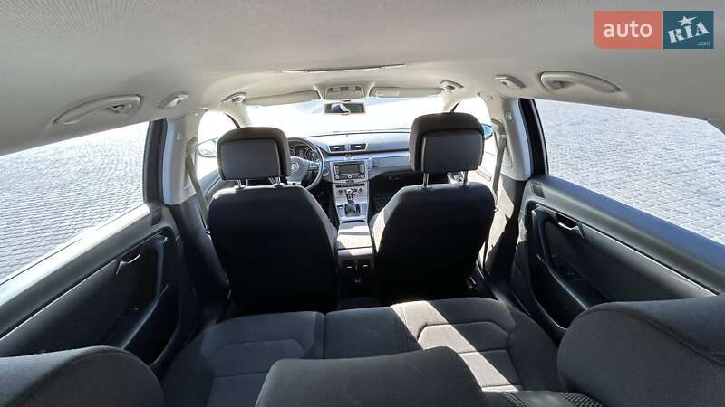 Универсал Volkswagen Passat 2013 в Киеве