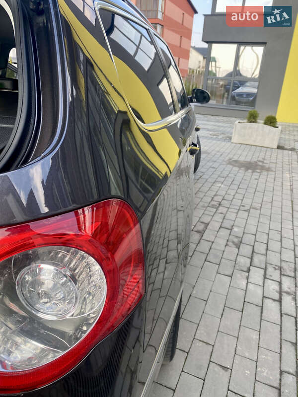 Универсал Volkswagen Passat 2010 в Луцке