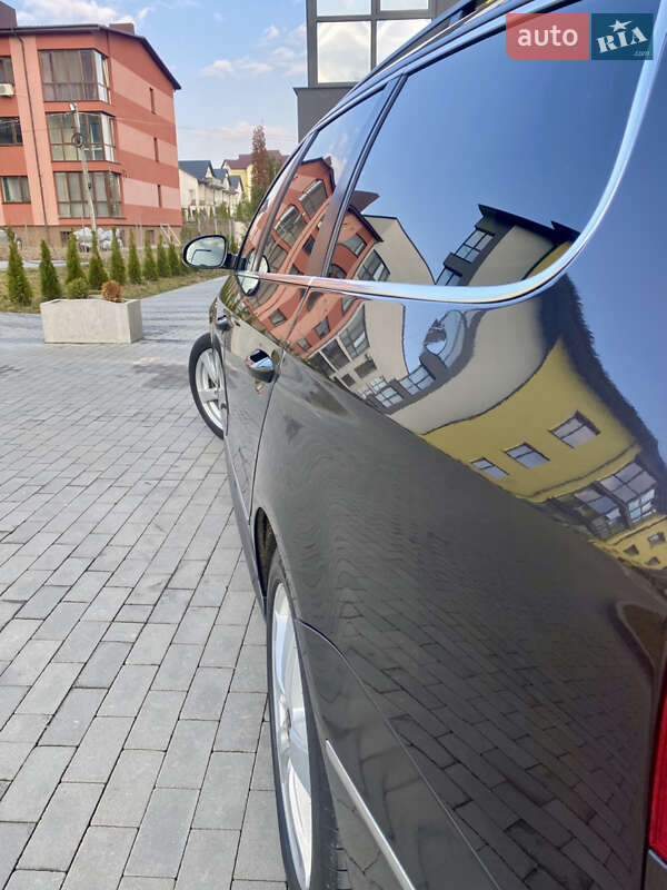 Универсал Volkswagen Passat 2010 в Луцке