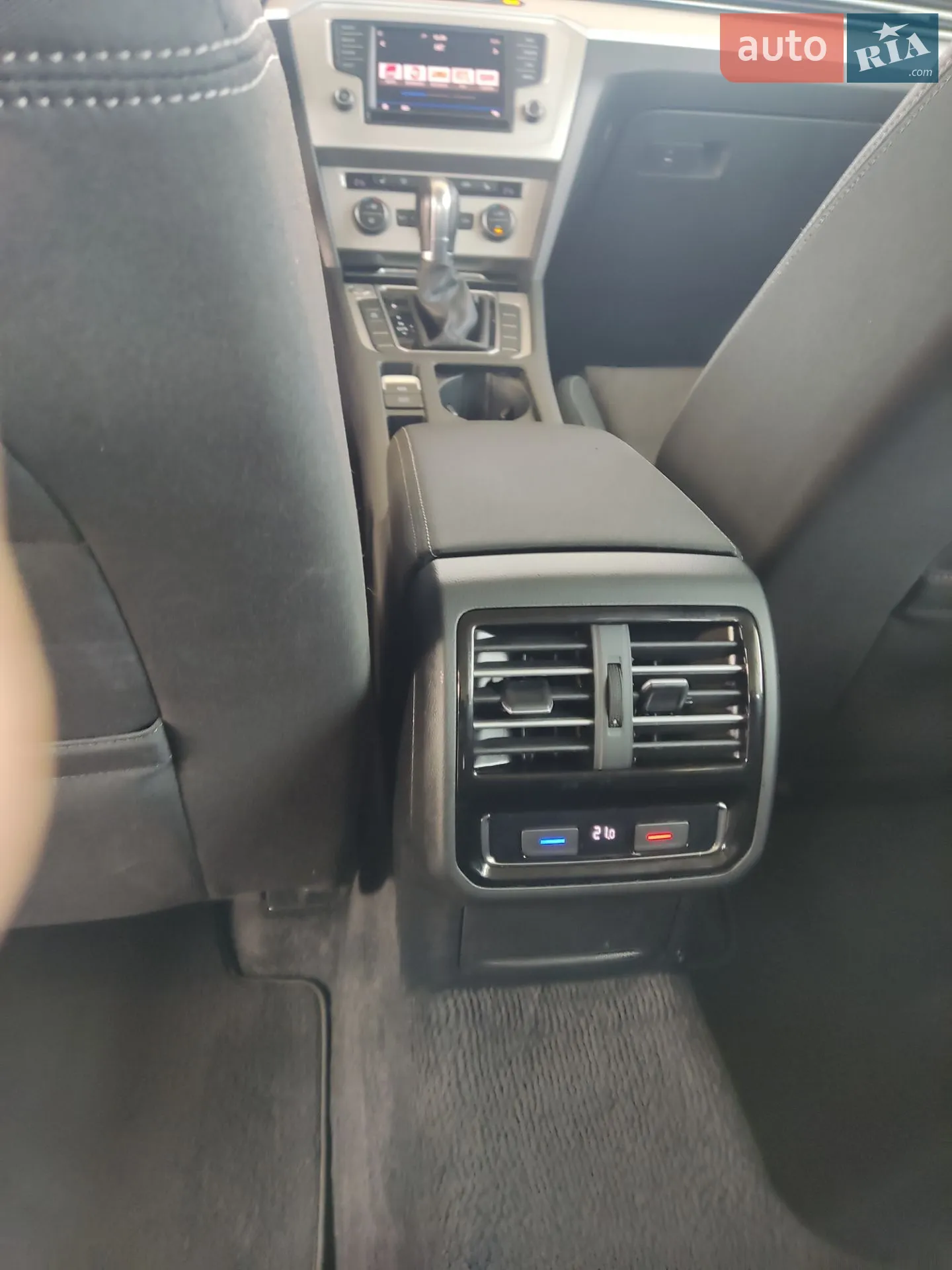 2017 Volkswagen Passat - мініатюра 10