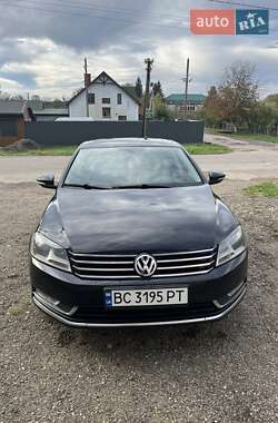 Седан Volkswagen Passat 2011 в 