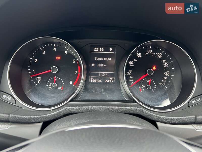 Седан Volkswagen Passat 2016 в Хмельницькому