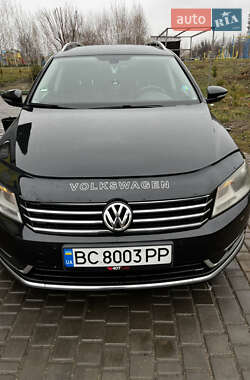 Универсал Volkswagen Passat 2011 в 