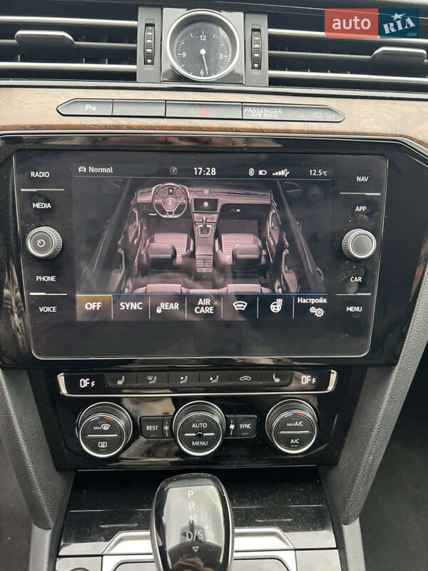 Седан Volkswagen Passat 2018 в Мукачево