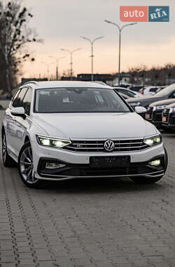 Универсал Volkswagen Passat 2020 в 